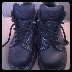 Doc martens eu size 7, fits like a US 9